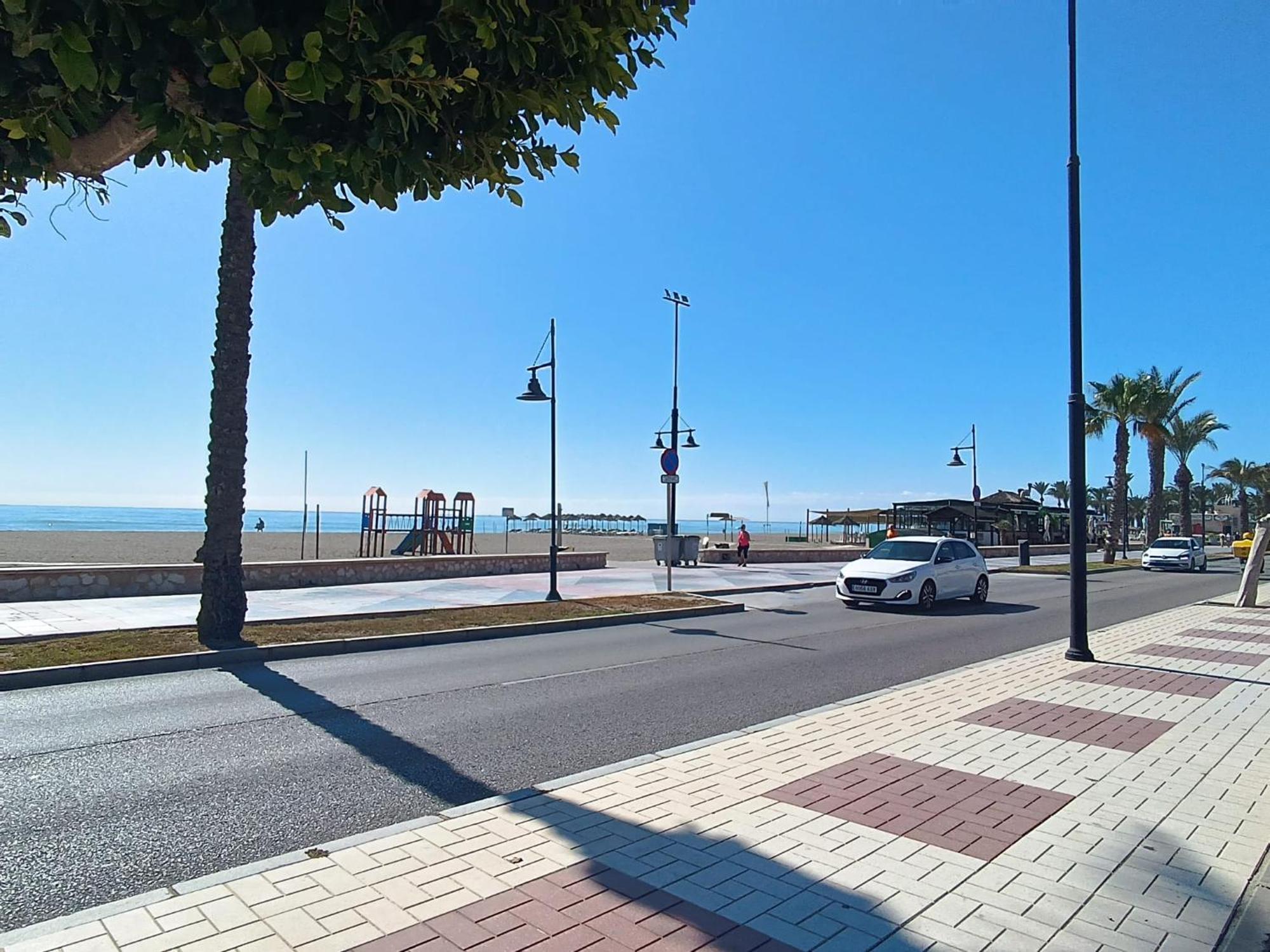 Dos Soles - Only 100 Meters From Beach توريمولينوس المظهر الخارجي الصورة